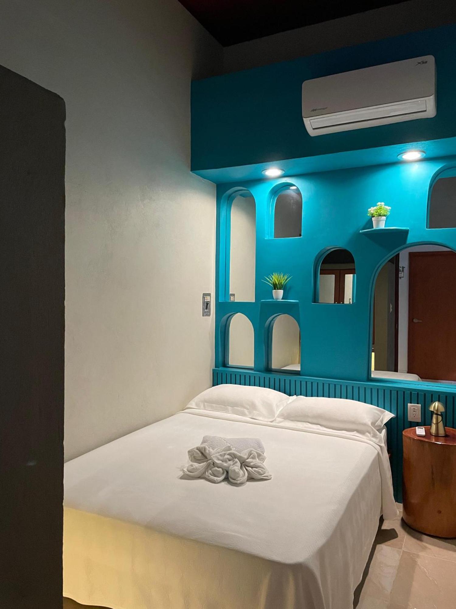 Hostal Poquito A Poquito Valladolid  Dış mekan fotoğraf
