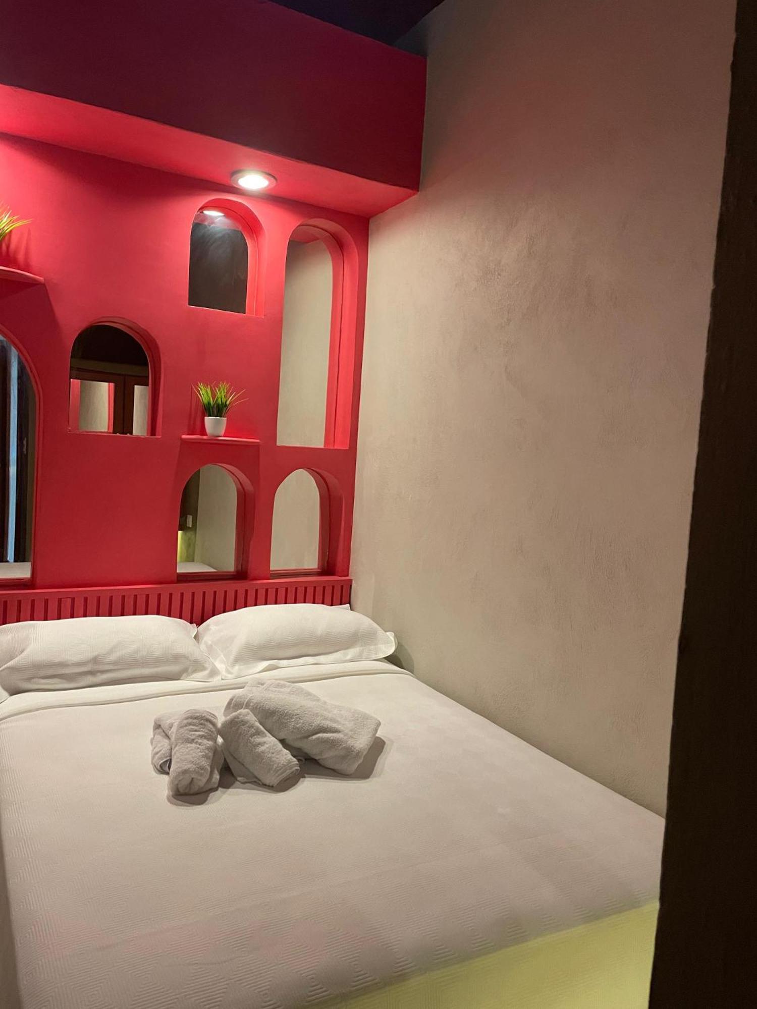 Hostal Poquito A Poquito Valladolid  Dış mekan fotoğraf