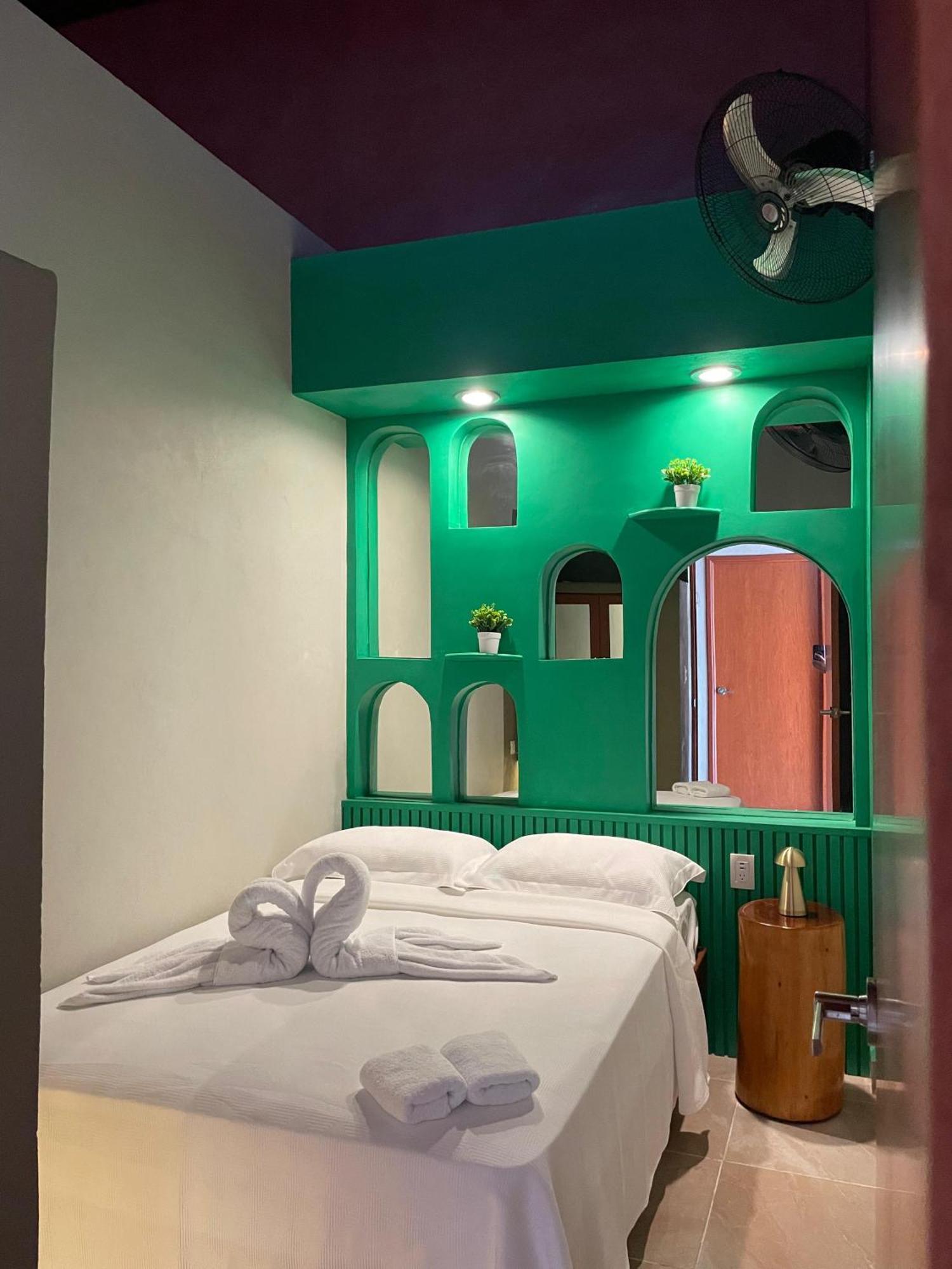 Hostal Poquito A Poquito Valladolid  Dış mekan fotoğraf