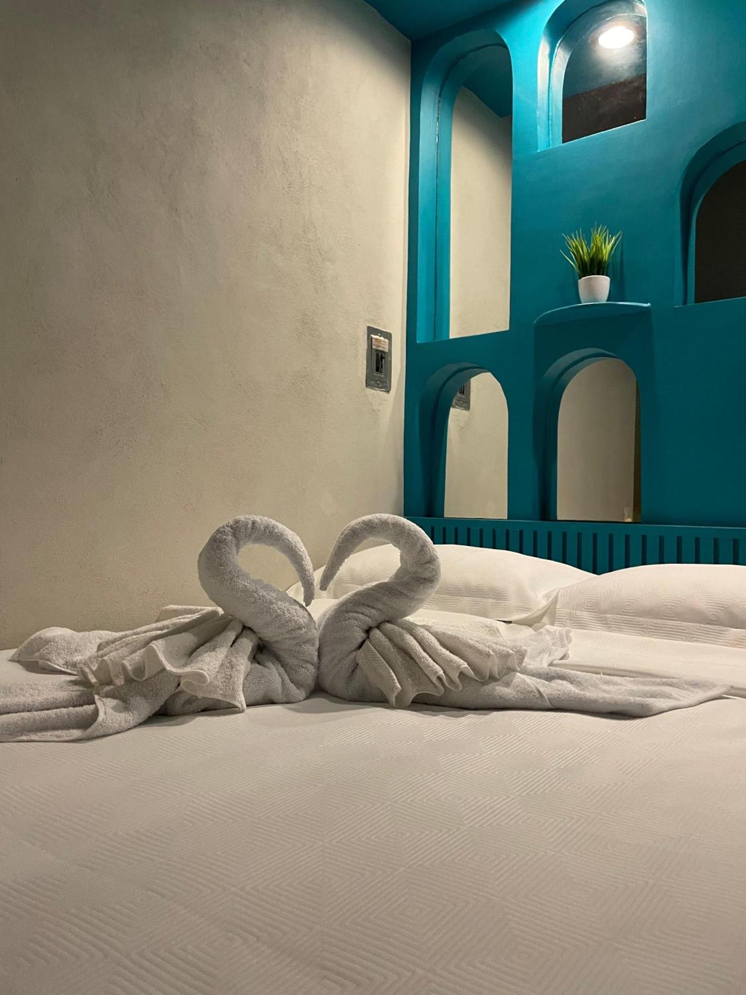 Hostal Poquito A Poquito Valladolid  Dış mekan fotoğraf
