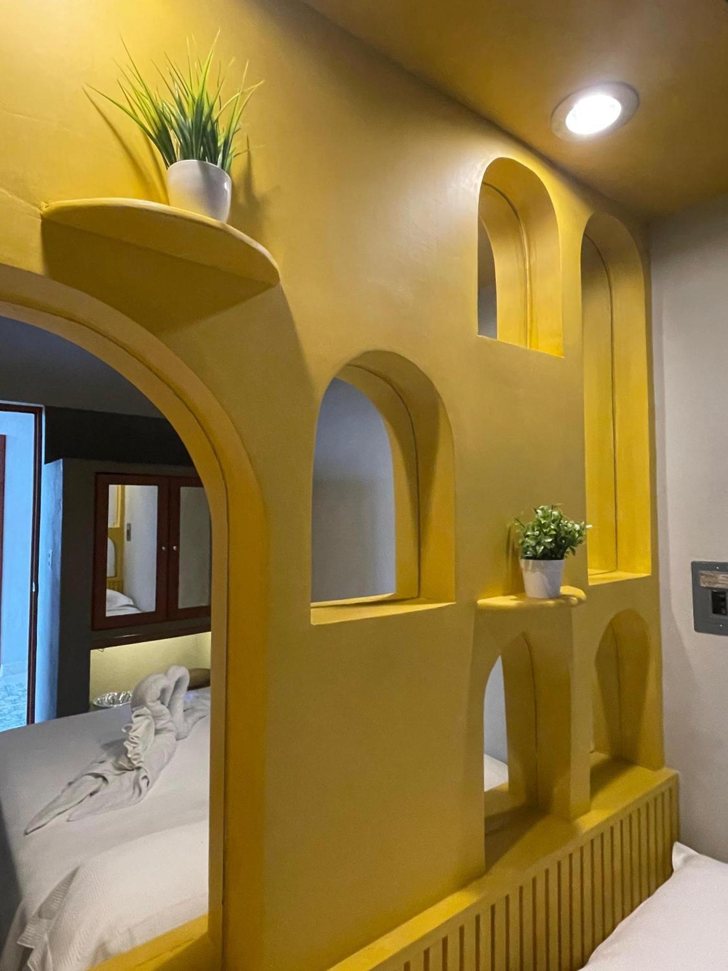 Hostal Poquito A Poquito Valladolid  Dış mekan fotoğraf